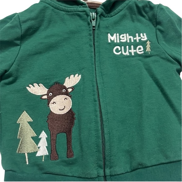 ⚫️12 month zipper sweater - Picture 2 of 3